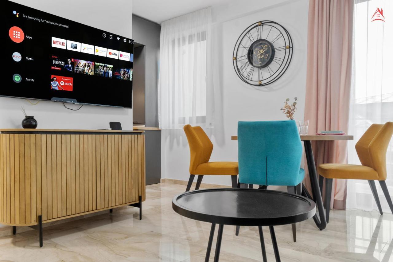 Apartament Opera Residence - Cismigiu, Eroilor, Free Private Parking Букурещ Екстериор снимка