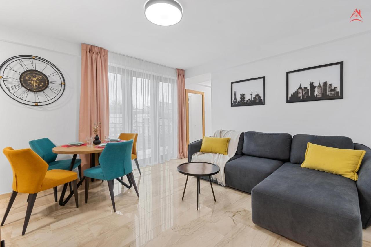 Apartament Opera Residence - Cismigiu, Eroilor, Free Private Parking Букурещ Екстериор снимка