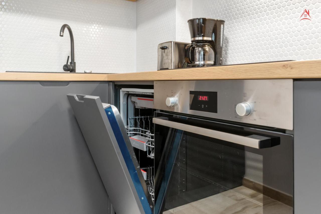 Apartament Opera Residence - Cismigiu, Eroilor, Free Private Parking Букурещ Екстериор снимка